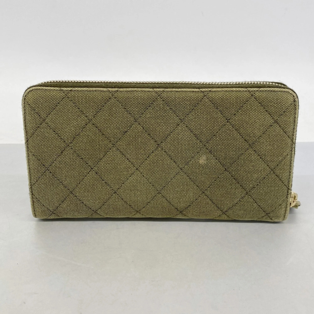 CHANEL Green Canvas Wallet - Picture 8 of 9